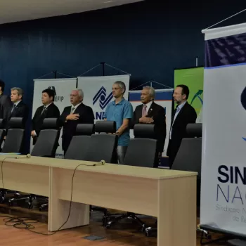 Reformas são desmistificadas e argumentos rebatidos em seminário apoiado pela AUDITECE SINDICAL