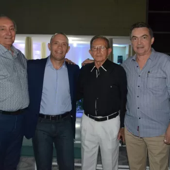 HAPPY AUDI: Associados aposentados recebem placa em reconhecimento à trajetória