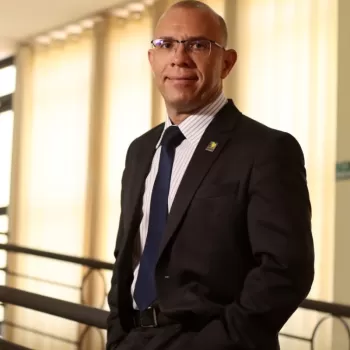 Na Mídia  |  Análise de Juracy Soares sobre expectativas e desafios econômicos em 2020 é destaque no O Povo