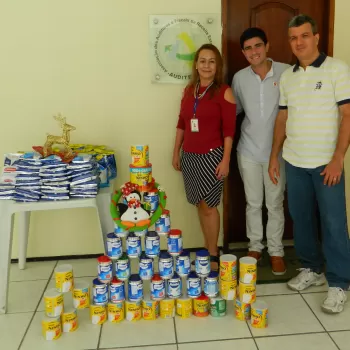 Solidariedade: AUDITECE realiza entrega de doações ao IPREDE/CE